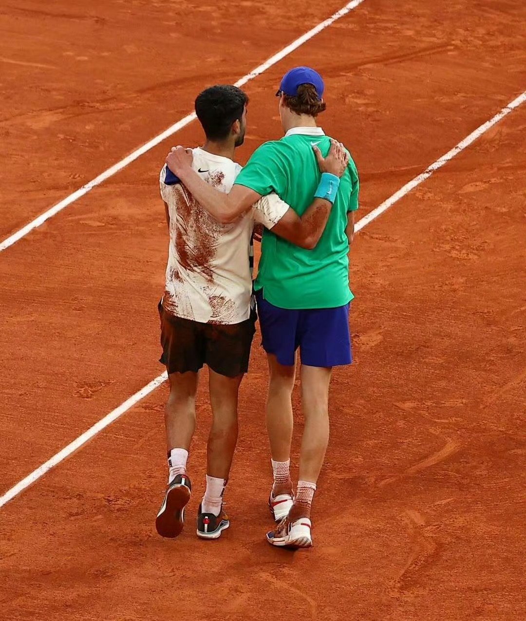 爱游戏大厅-联合杯鏖战蒙特卡洛大师赛，辛纳惊艳四座